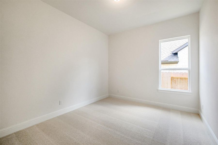 Spacious, unfurnished interior of a new home in Evergreen 70', Conroe (Image 21).