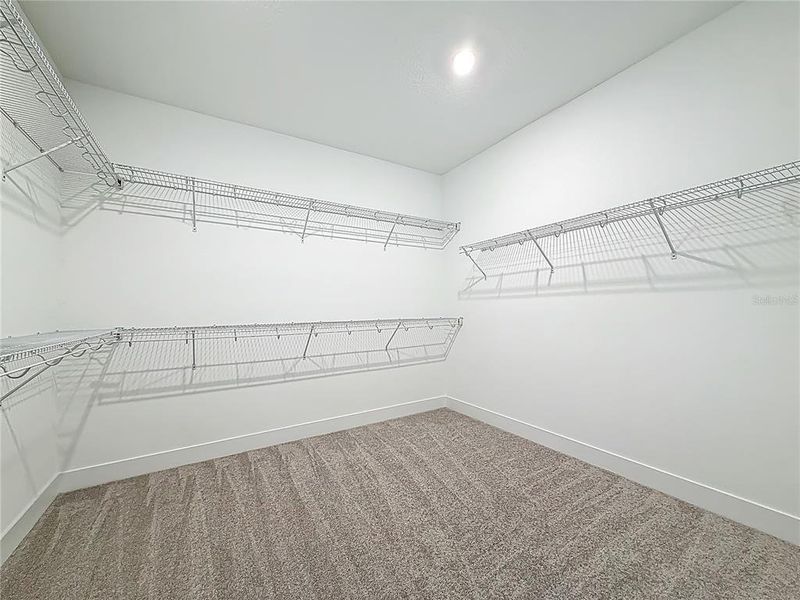 Spacious, unfurnished interior of a new home in , Tampa (Image 69). Spacious, unfurnished interior of a new home in , Tampa (Image 69).