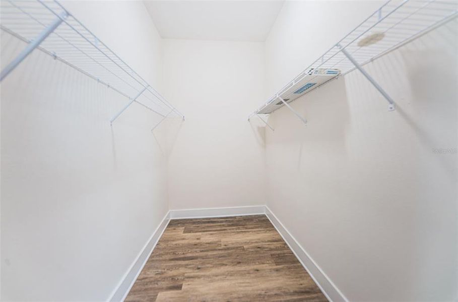 Spacious, unfurnished interior of a new home in , New Port Richey (Image 21).