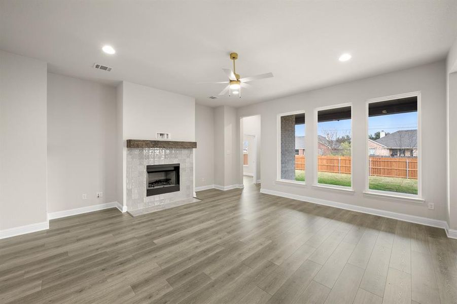 517 Geyser- Living Room-1 517 Geyser- Living Room-1