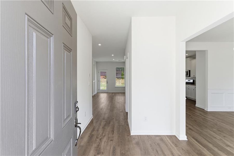 Spacious, unfurnished interior of a new home in The Overlook at Factory Shoals, Mableton (Image 31).