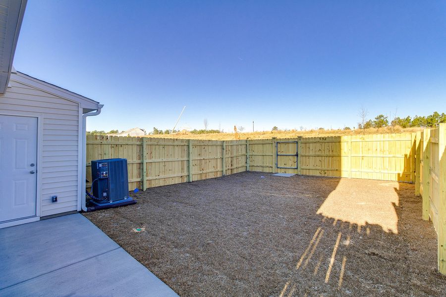 Exterior details and patio area of a home in Astoria, Columbia (Image 4).
