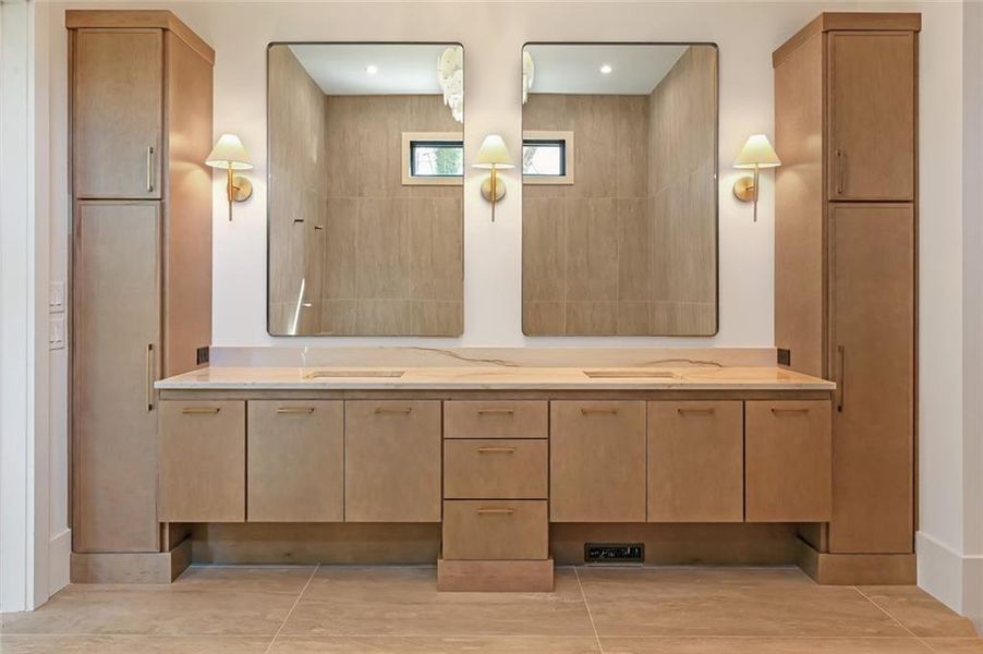 Furnished interior view inside a new home in , Alpharetta (Image 37).