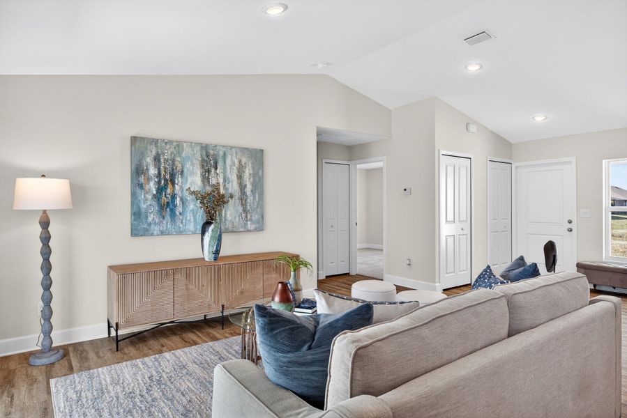 Representative furnished interior of a home built from the The Seabreeze Cove by Sunlife Homes LLC in Port Charlotte, Port Charlotte (Image 10).