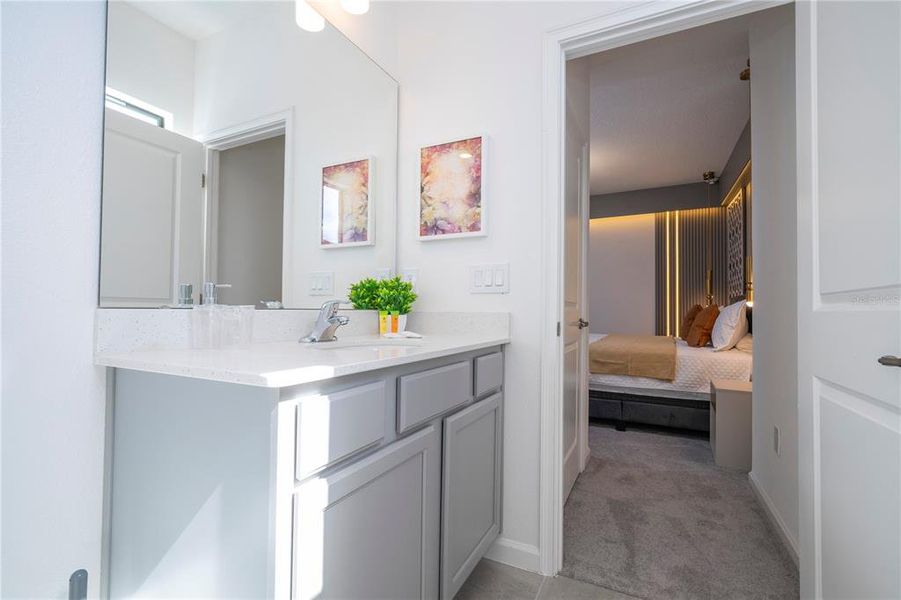 Furnished interior view inside a new home in , Orlando (Image 52).