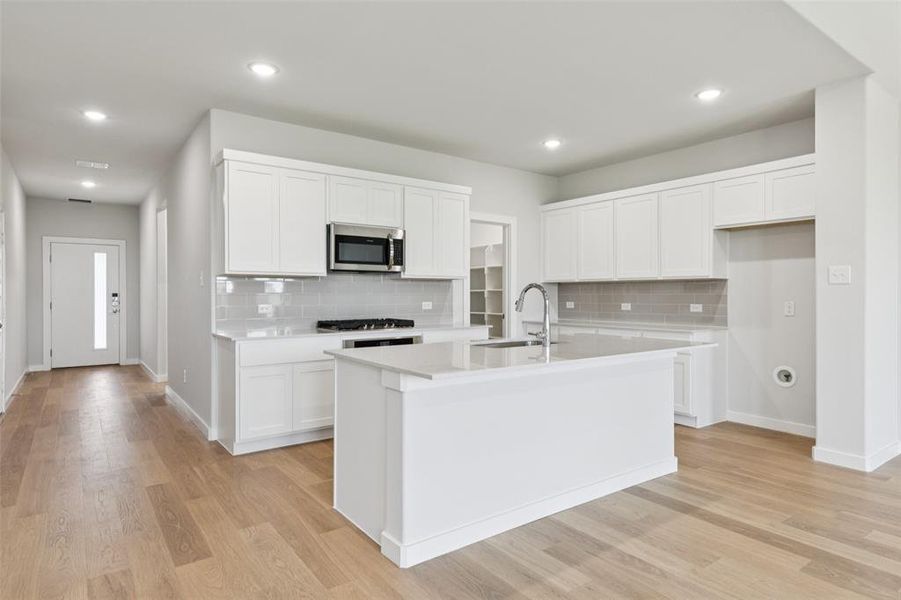 Furnished interior view inside a new home in Madero, Haslet (Image 10).