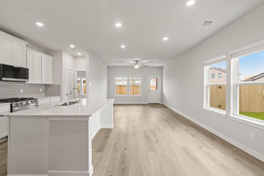 Spacious, unfurnished interior of a new home in Laurel Farms, Brookshire (Image 16). Spacious, unfurnished interior of a new home in Laurel Farms, Brookshire (Image 16).