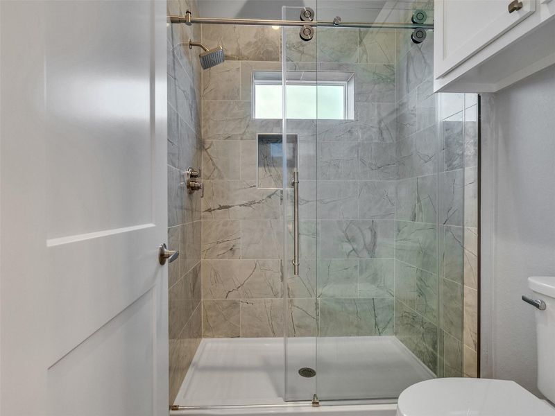 Furnished interior view inside a new home in , Galveston (Image 8).