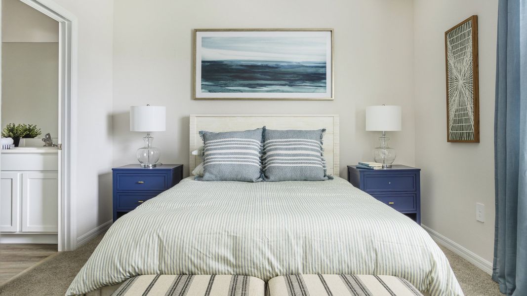 Furnished interior view inside a new home in Oasis at Longwood Run, Sarasota (Image 10).