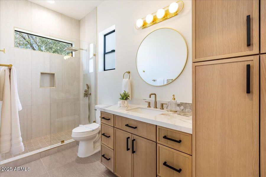 043-IMG_6837 043-IMG_6837