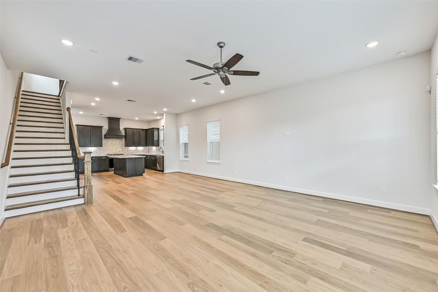 Spacious, unfurnished interior of a new home in Pearland Old Townsite, Pearland (Image 22). Spacious, unfurnished interior of a new home in Pearland Old Townsite, Pearland (Image 22).