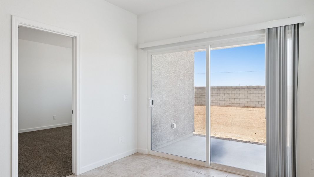Spacious, unfurnished interior of a new home in Quail Ranch, San Tan Valley (Image 26). Spacious, unfurnished interior of a new home in Quail Ranch, San Tan Valley (Image 26).