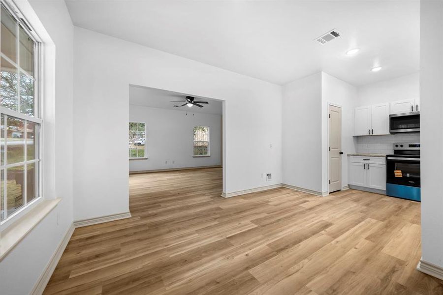 Spacious, unfurnished interior of a new home in , Moody (Image 23).