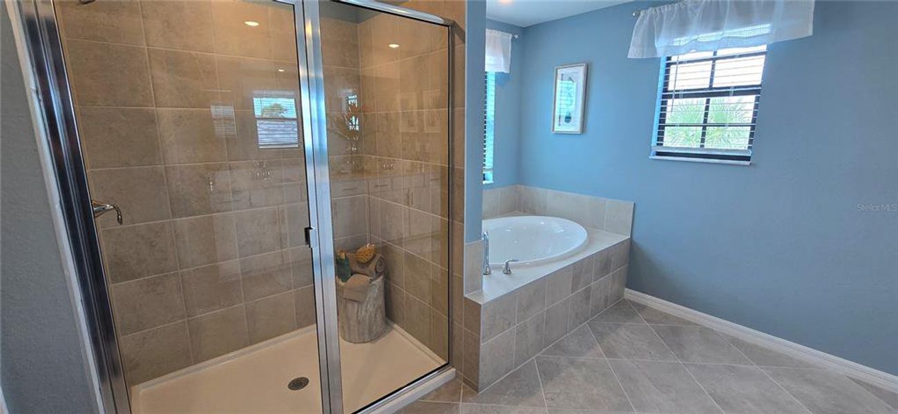 Furnished interior view inside a new home in , Venice (Image 38).