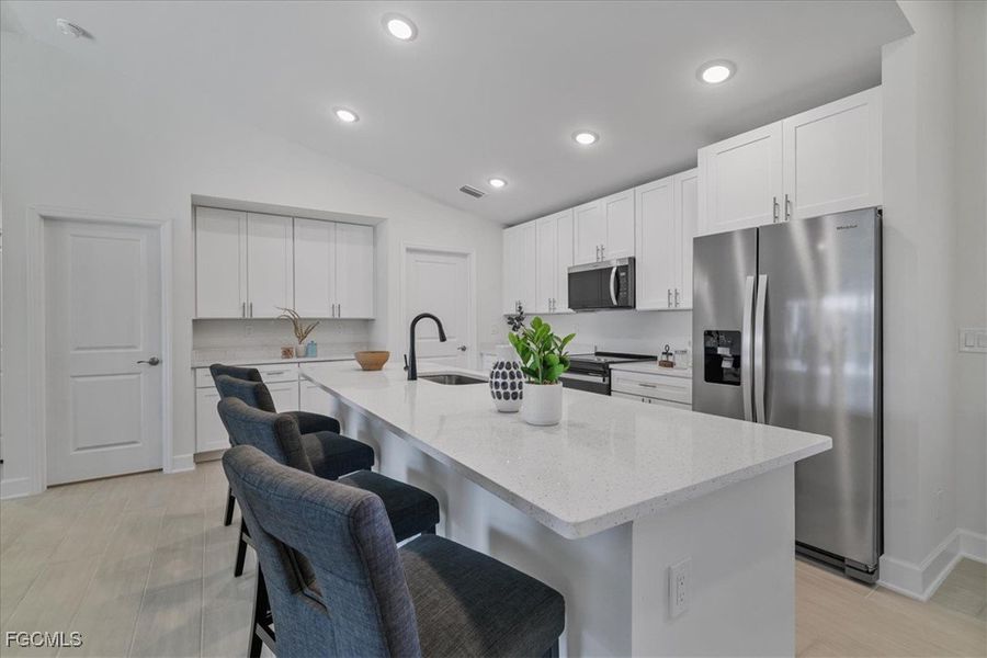 Furnished interior view inside a new home in Cape Coral, Cape Coral (Image 7).