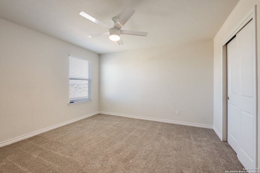 Spacious, unfurnished interior of a new home in Laurel Vistas, San Antonio (Image 21). Spacious, unfurnished interior of a new home in Laurel Vistas, San Antonio (Image 21).