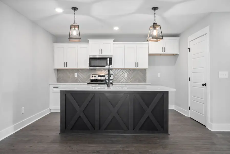 Representative furnished interior of a home built from the Maui by Rockwood Homes in New Hope Estates, Nashville (Image 5).