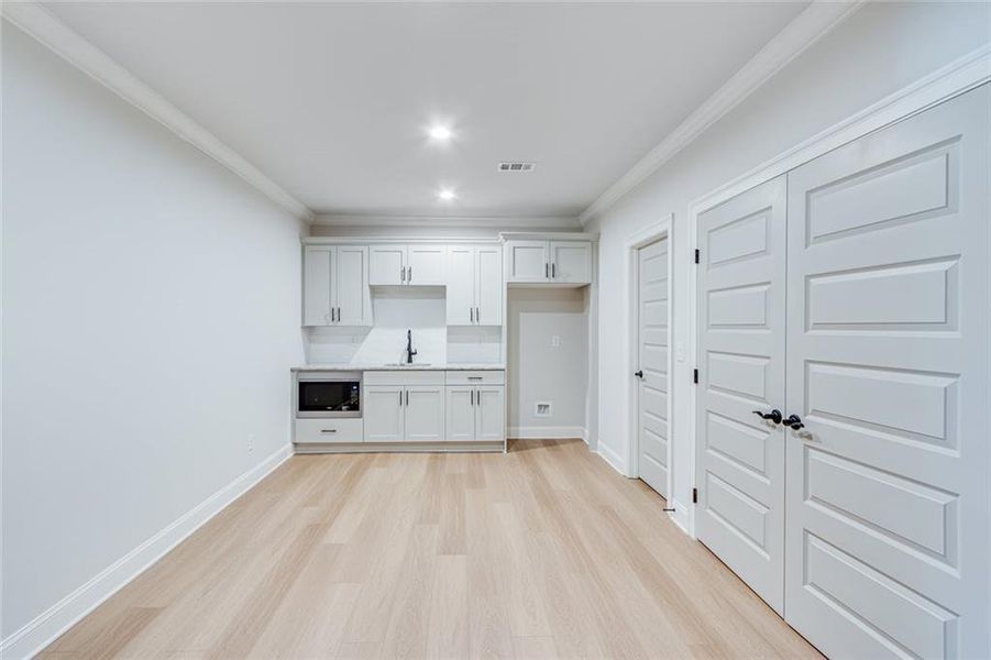 Spacious, unfurnished interior of a new home in , Dacula (Image 43).