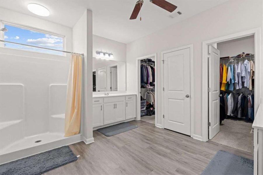 Furnished interior view inside a new home in , Villa Rica (Image 29).