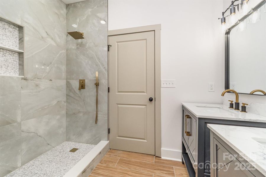 Furnished interior view inside a new home in , Gastonia (Image 7).