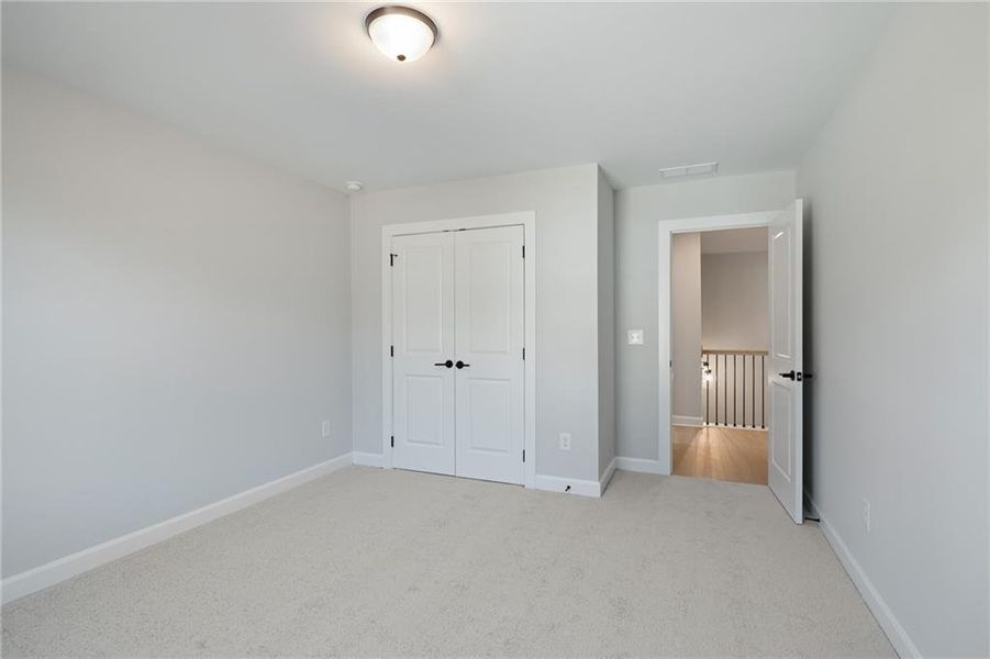 Spacious, unfurnished interior of a new home in Oak Valley Estates, Marietta (Image 57).
