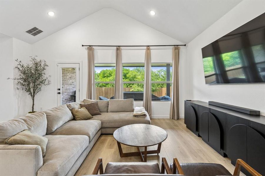Furnished interior view inside a new home in , Dallas (Image 6).