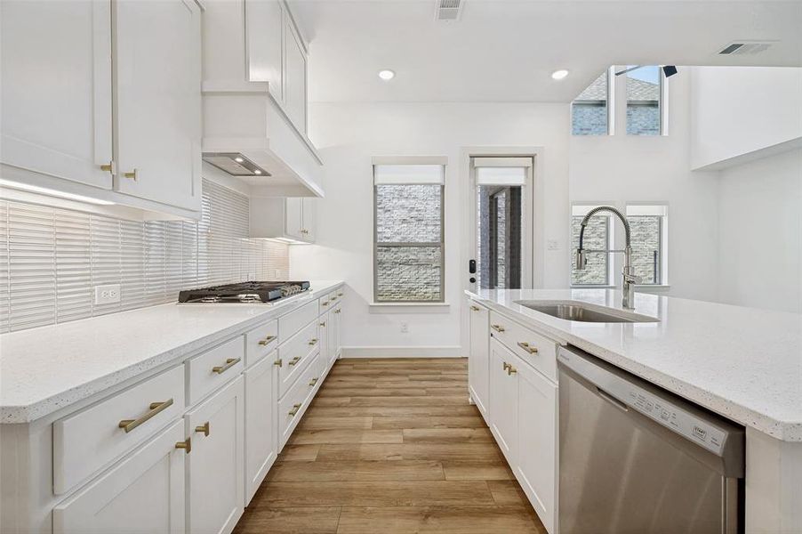 Furnished interior view inside a new home in , Frisco (Image 9).