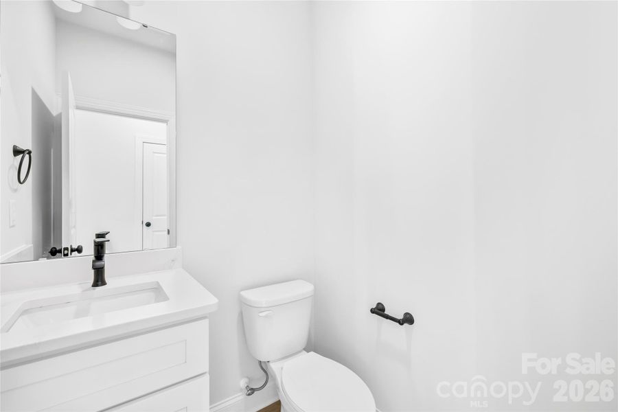 Furnished interior view inside a new home in , Kings Mountain (Image 7).