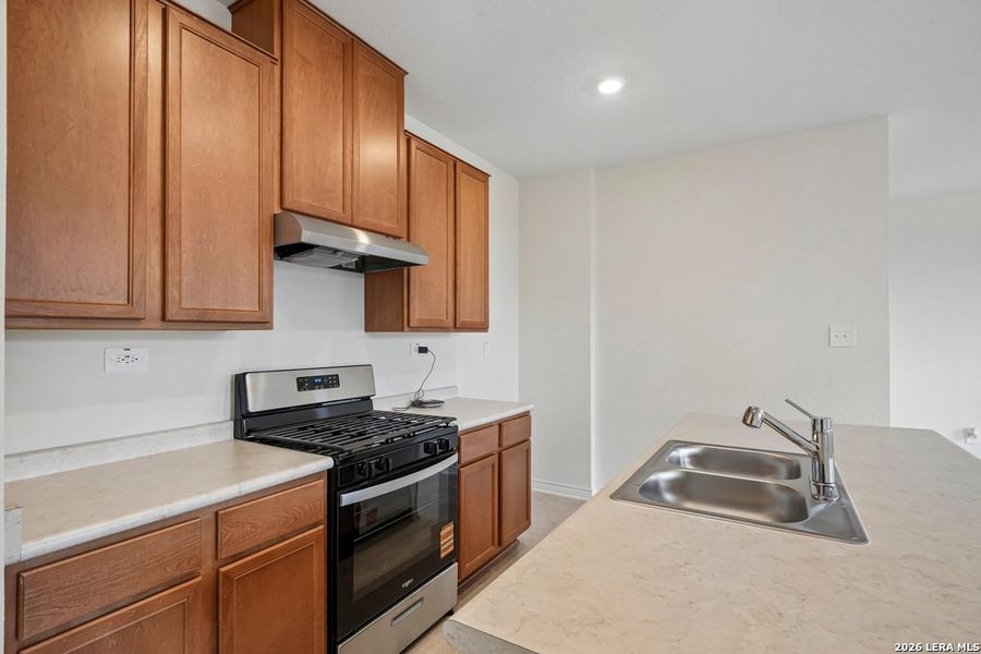 Furnished interior view inside a new home in Punta Verde, Converse (Image 9).