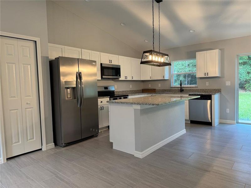Furnished interior view inside a new home in , Ocala (Image 1).