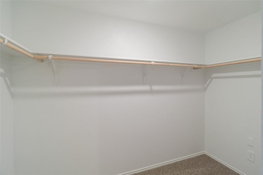 Spacious, unfurnished interior of a new home in Watermill, Uhland (Image 14).