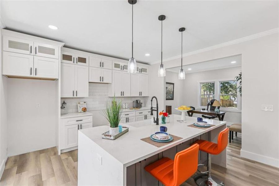 Furnished interior view inside a new home in , Atlanta (Image 19).