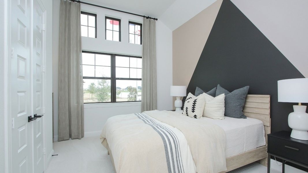 Representative furnished interior of a home built from the Willow by DRB Homes in Piedmont, San Antonio (Image 11).