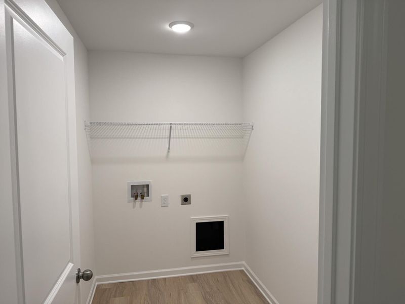 Spacious, unfurnished interior of a new home in East Main Townes, Spartanburg (Image 14).