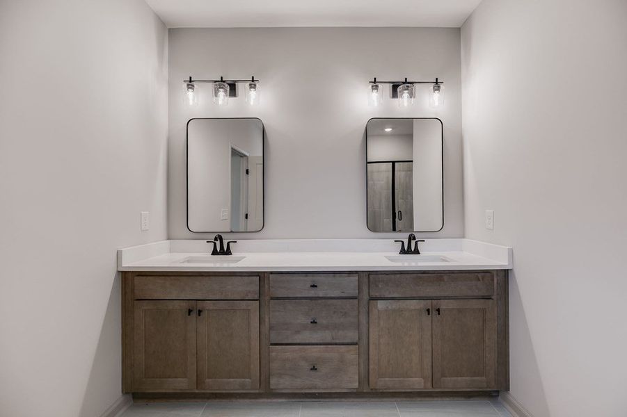 Furnished interior view inside a new home in Parmer Farms, Roopville (Image 11).
