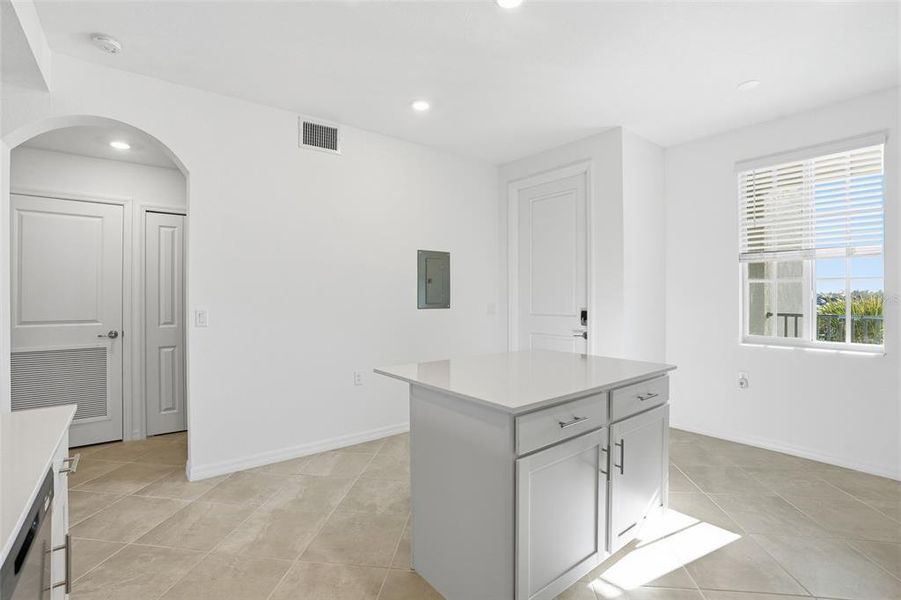 Furnished interior view inside a new home in Heritage Landing, Punta Gorda (Image 16).