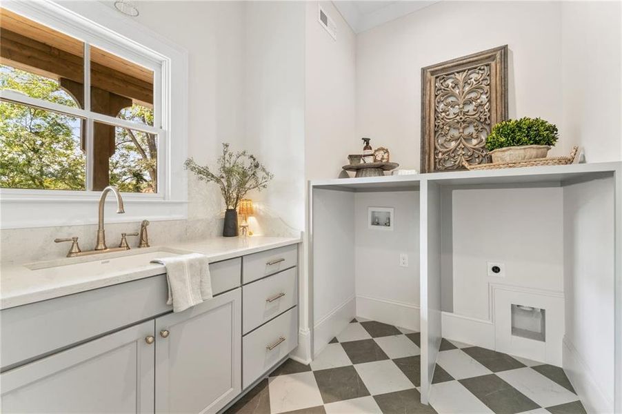 Furnished interior view inside a new home in , Marietta (Image 5).