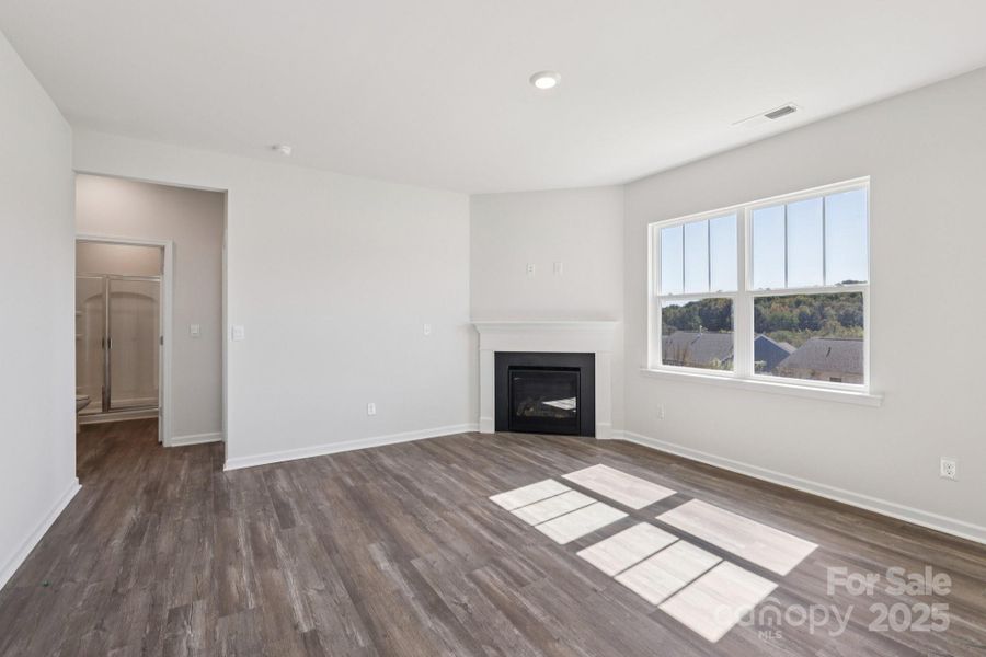 Spacious, unfurnished interior of a new home in Cline Village, Conover (Image 13).