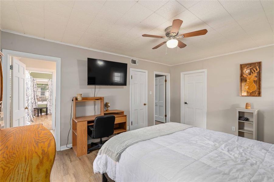 Furnished interior view inside a new home in , Brownwood (Image 6). Furnished interior view inside a new home in , Brownwood (Image 6).