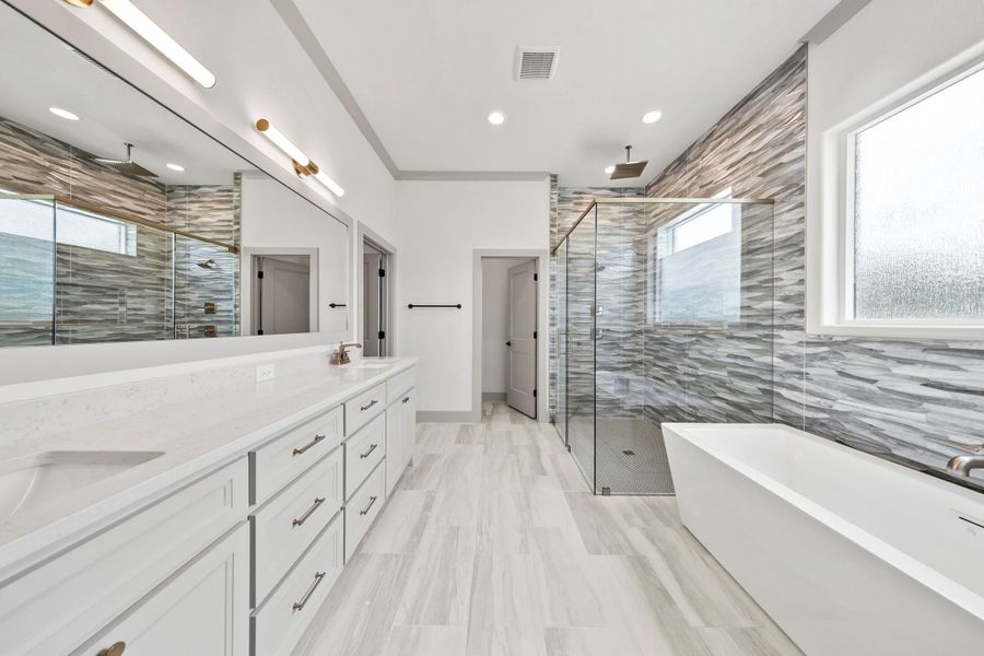 Image 19 of a home in Vintage Oaks.