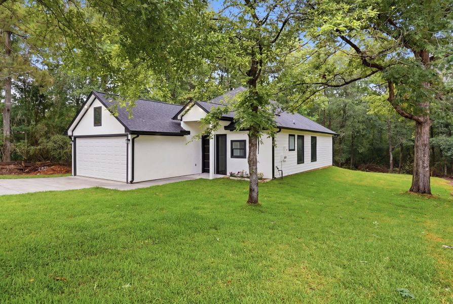 Image 38 of a home in .