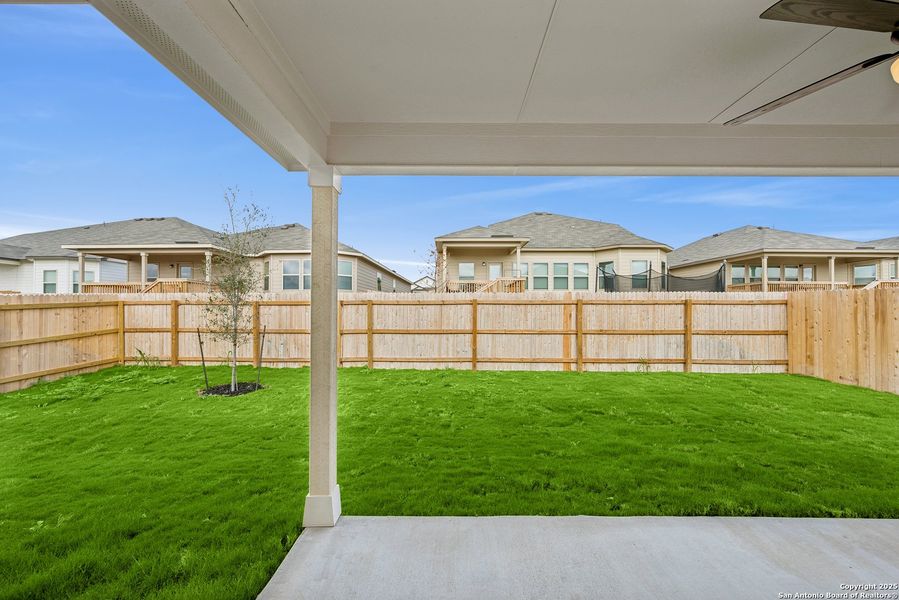 Exterior details and patio area of a home in Greenspoint Heights, Seguin (Image 22).