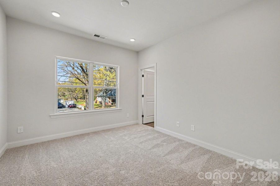 Spacious, unfurnished interior of a new home in , Mooresville (Image 14).