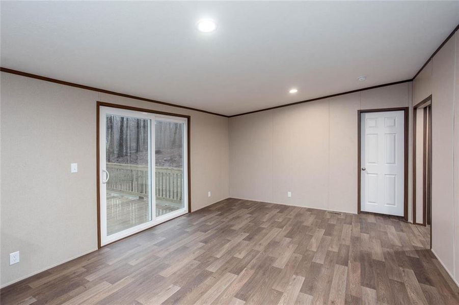 Spacious, unfurnished interior of a new home in , Dallas (Image 25).