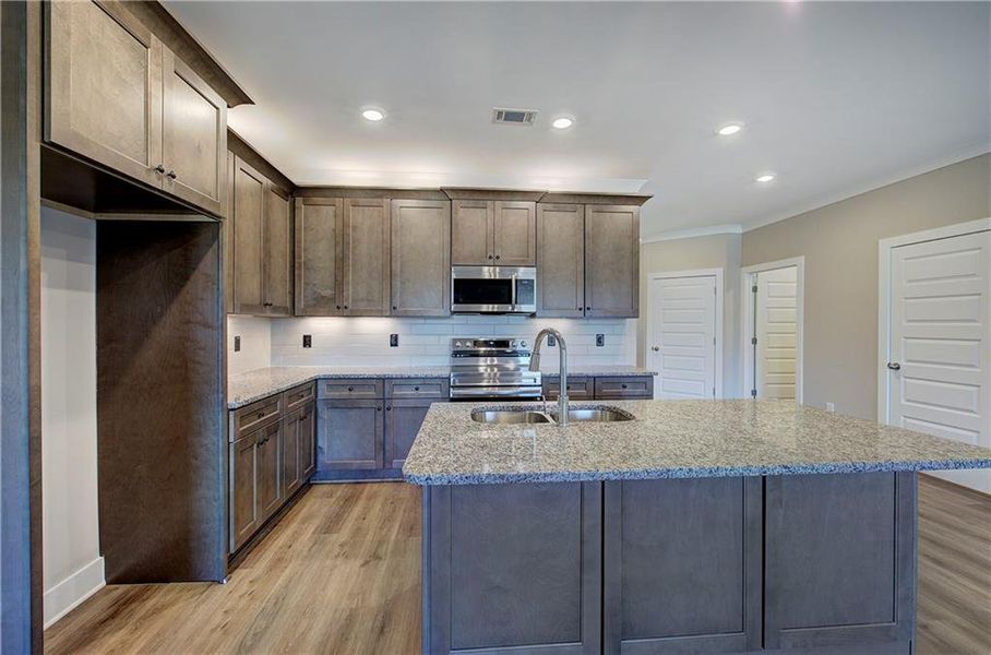 Furnished interior view inside a new home in , Cartersville (Image 8).
