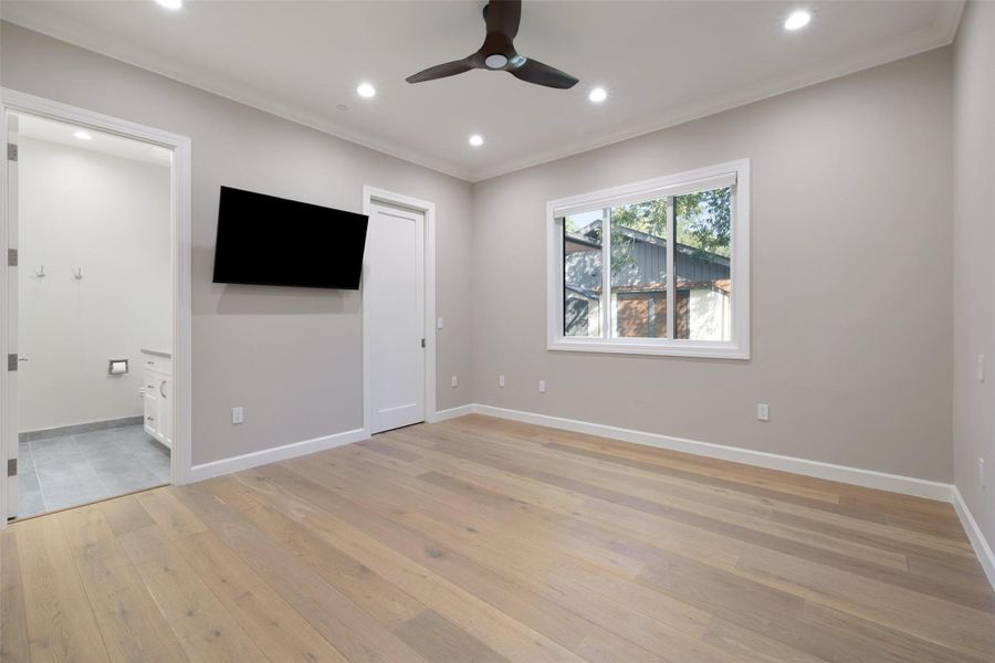 Spacious, unfurnished interior of a new home in , Austin (Image 20). Spacious, unfurnished interior of a new home in , Austin (Image 20).