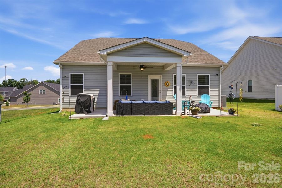 Exterior details and patio area of a home in , Rock Hill (Image 4).