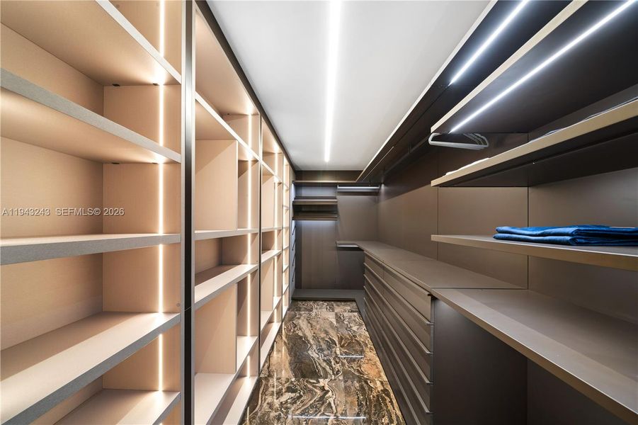 Image 48 of a home in .