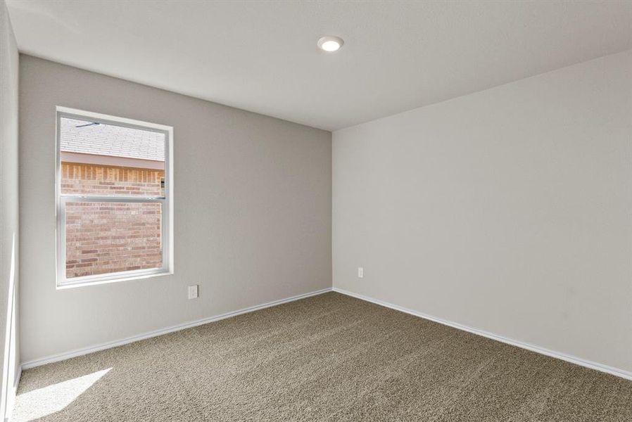 Spacious, unfurnished interior of a new home in Sunnycreek, Crowley (Image 19).