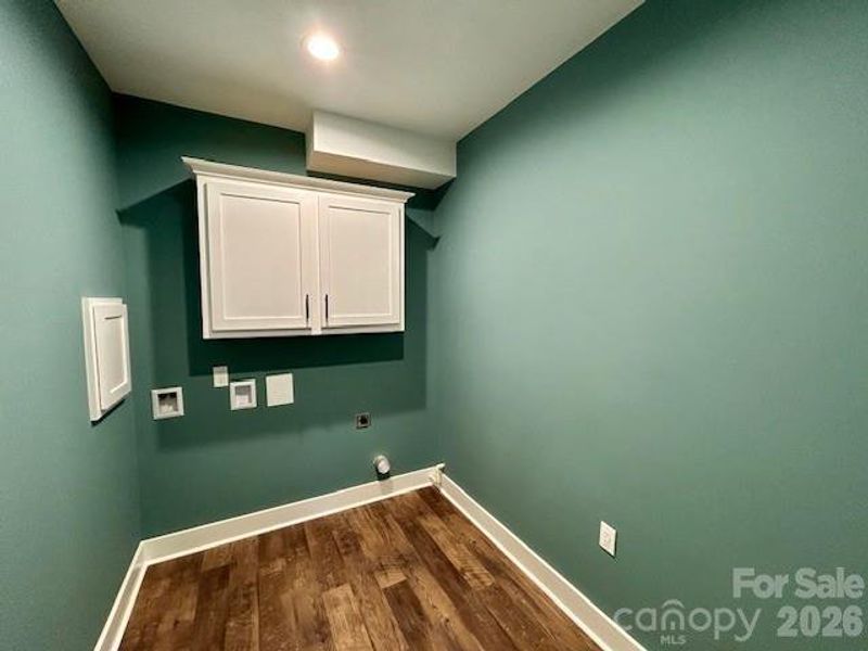 Festive colored walls in the Laundry Room